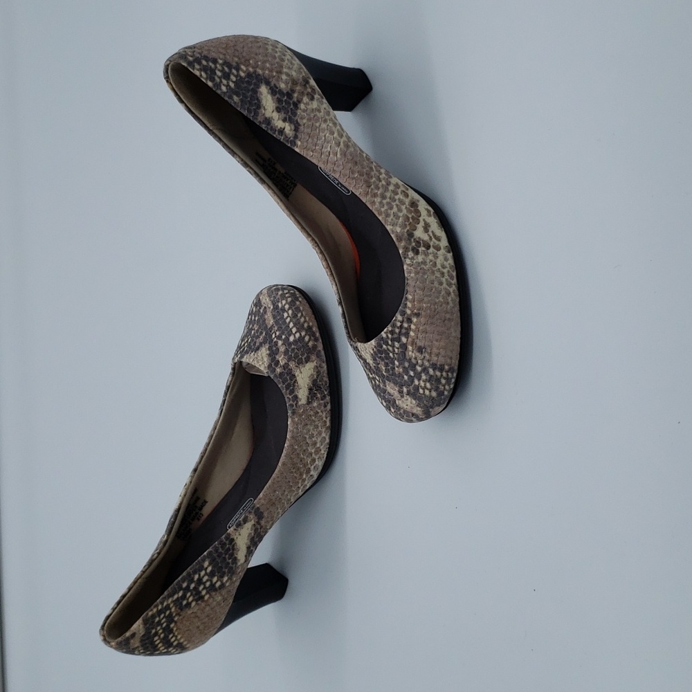 Rockport Women's Leather Snakeskin pattern Heels size 7 - Picture 4 of 12